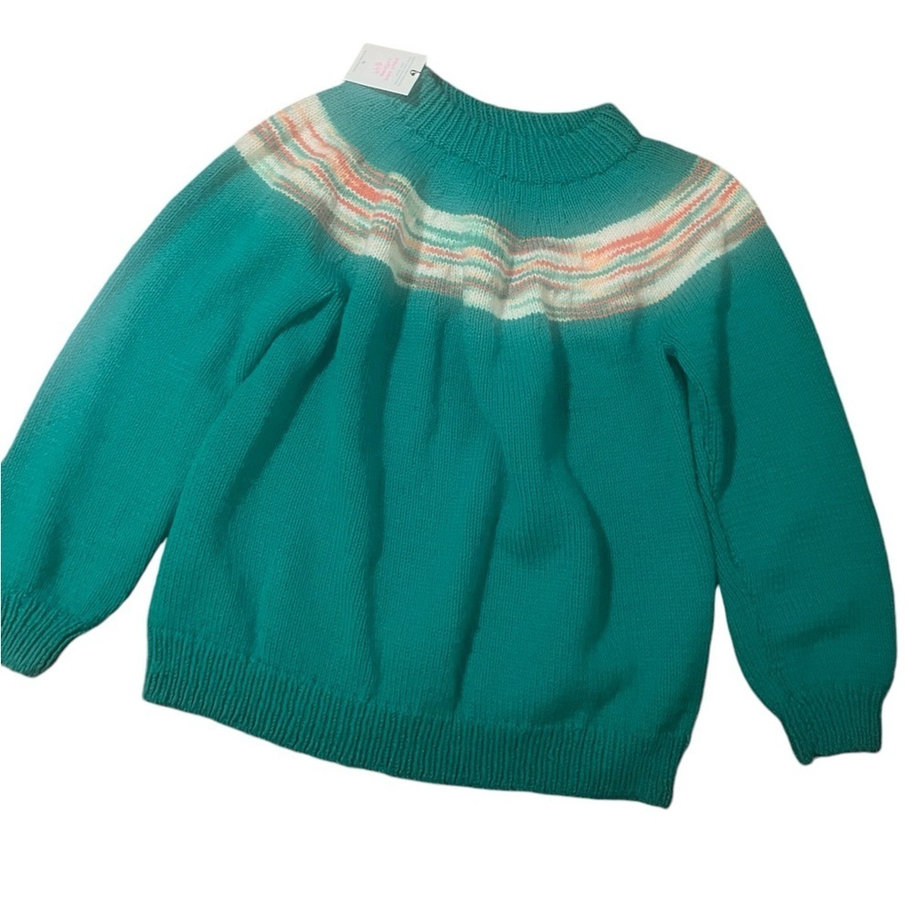 Vintage crewneck sweater with rainbow like neckline fun green ladies M